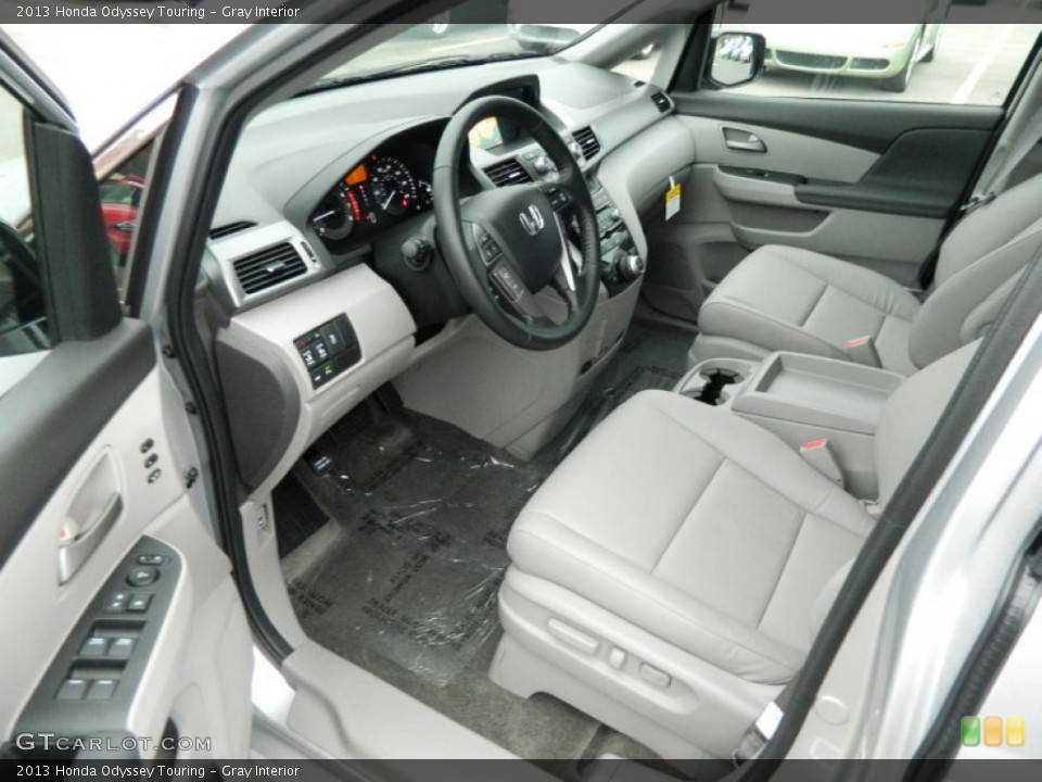Gray Interior Photo for the 2013 Honda Odyssey Touring #73971569