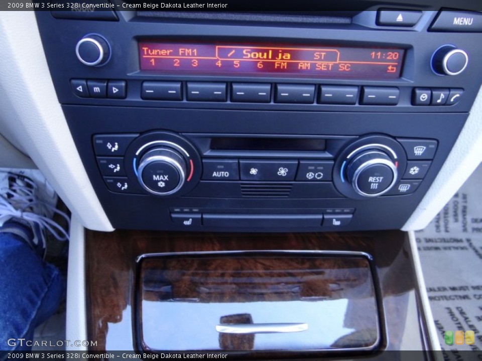 Cream Beige Dakota Leather Interior Controls for the 2009 BMW 3 Series 328i Convertible #73977522