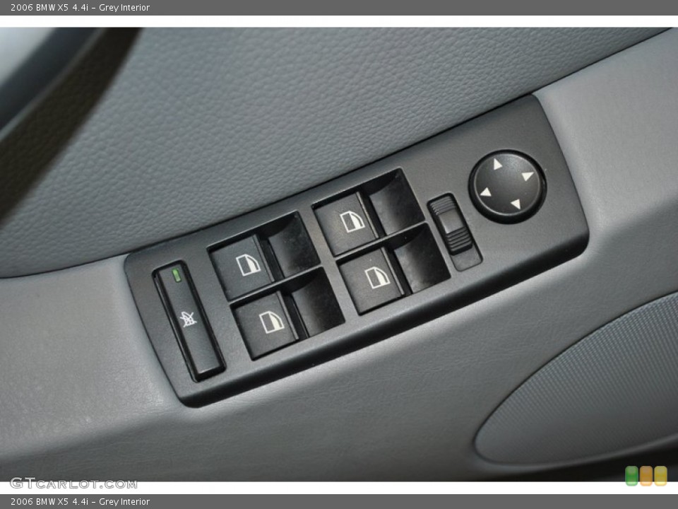Grey Interior Controls for the 2006 BMW X5 4.4i #73979150