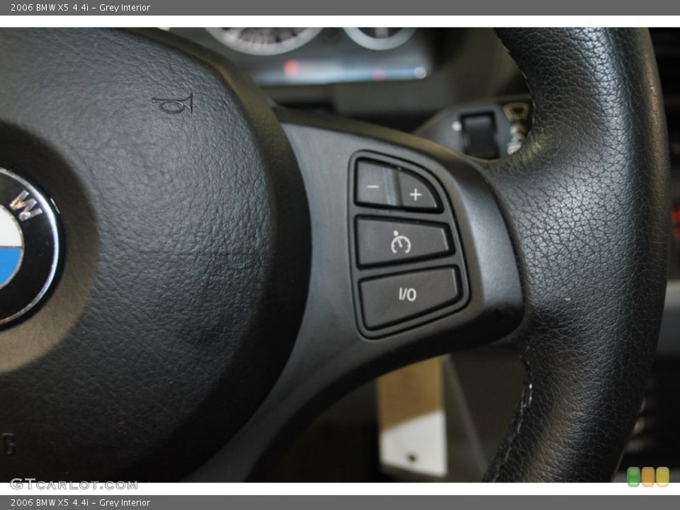 Grey Interior Controls for the 2006 BMW X5 4.4i #73979240