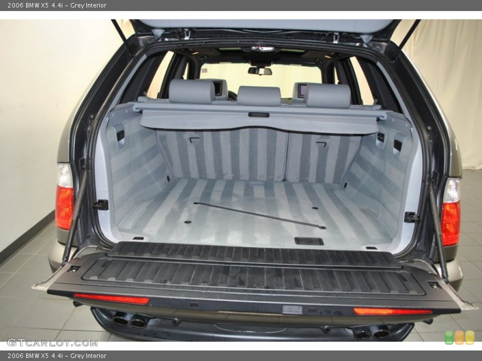 Grey Interior Trunk for the 2006 BMW X5 4.4i #73979324
