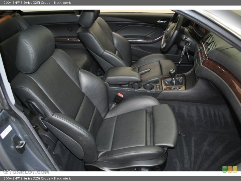 Black Interior Photo for the 2004 BMW 3 Series 325i Coupe #73979993