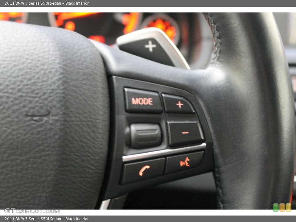 Black Interior Controls for the 2011 BMW 5 Series 550i Sedan #73990212