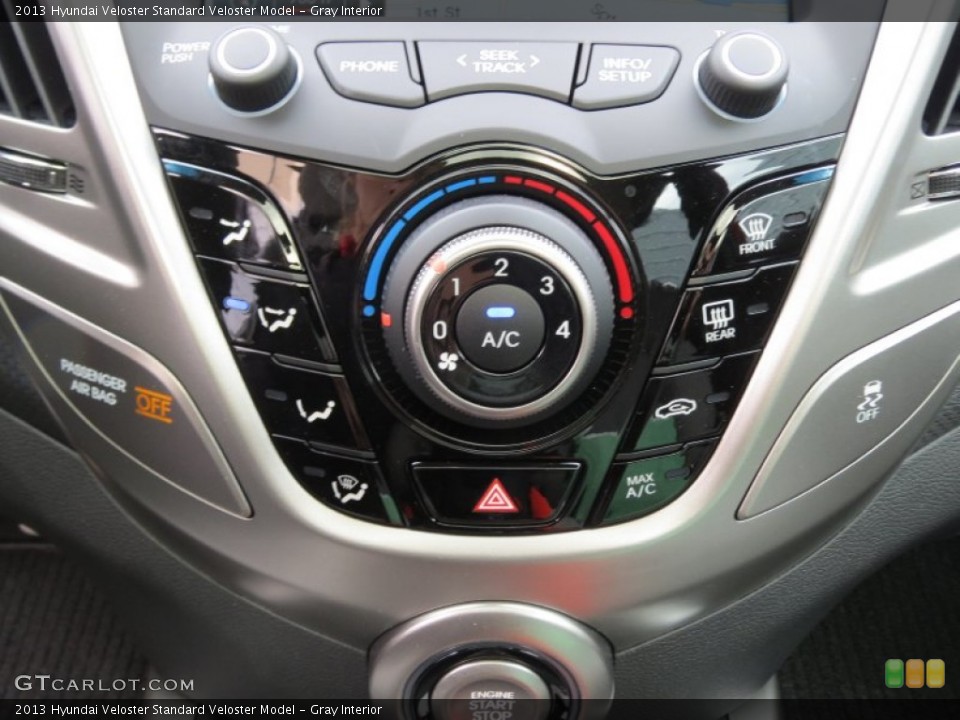 Gray Interior Controls for the 2013 Hyundai Veloster  #73992187