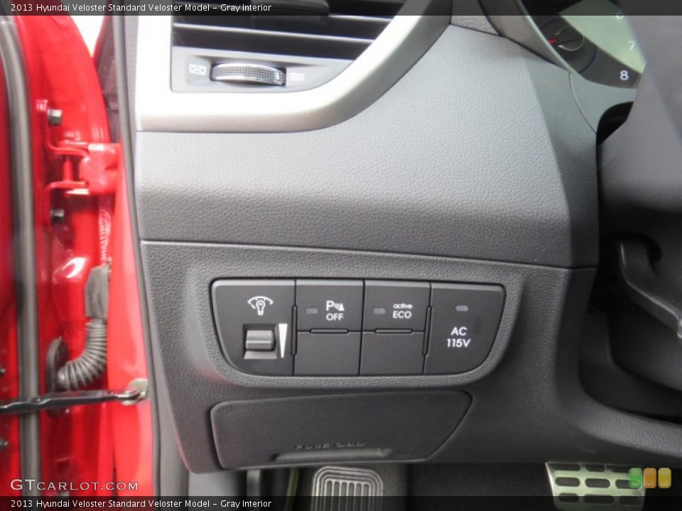 Gray Interior Controls for the 2013 Hyundai Veloster  #73992295