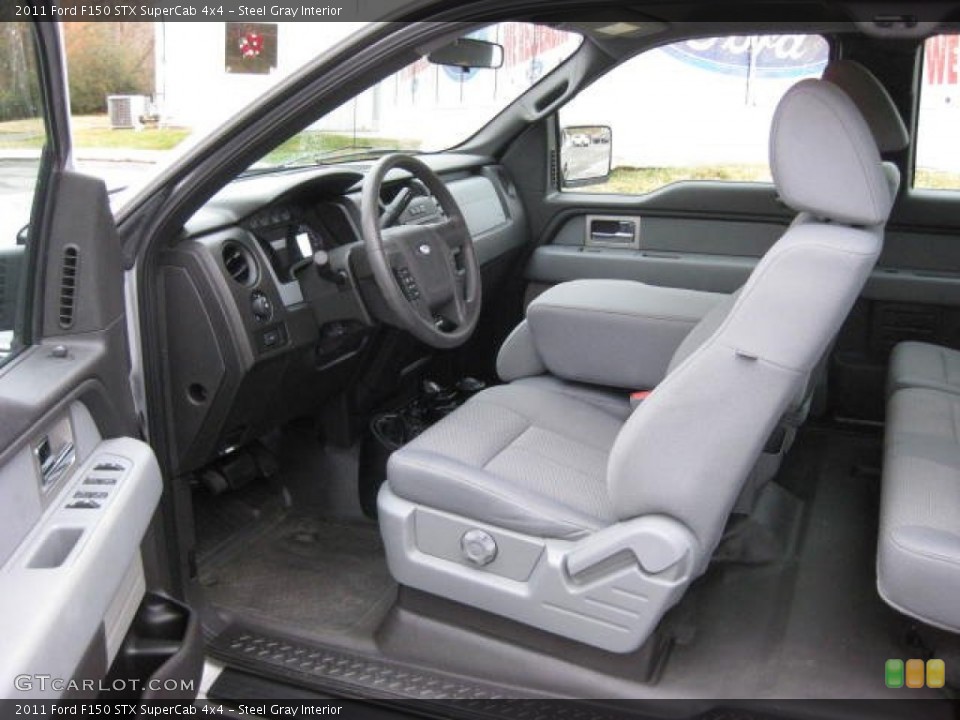 Steel Gray Interior Photo for the 2011 Ford F150 STX SuperCab 4x4 #74003978