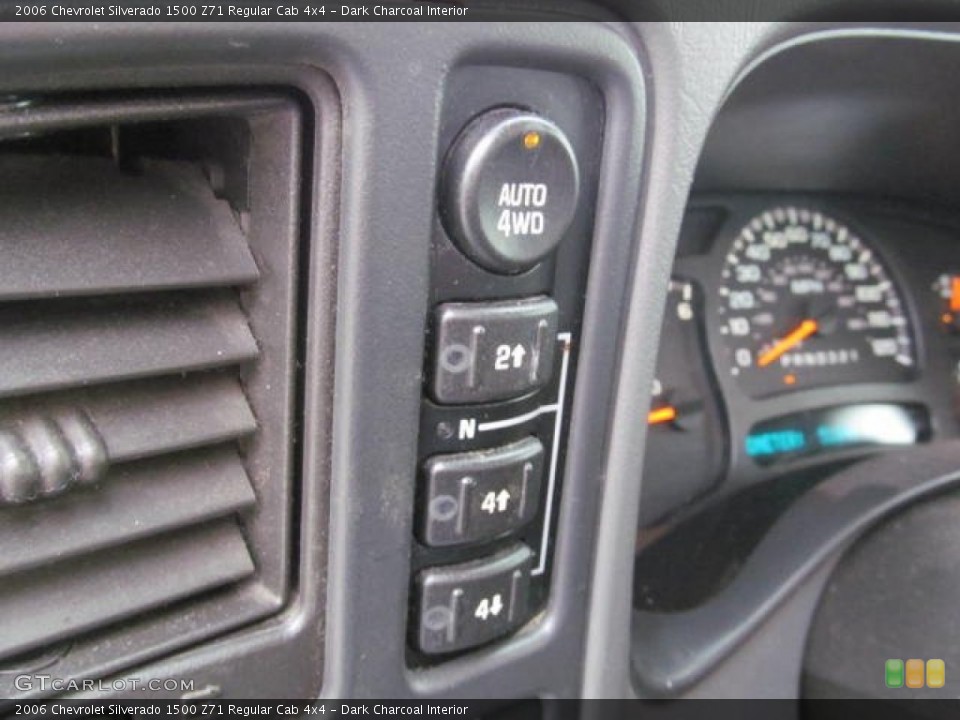 Dark Charcoal Interior Controls for the 2006 Chevrolet Silverado 1500 Z71 Regular Cab 4x4 #74006501