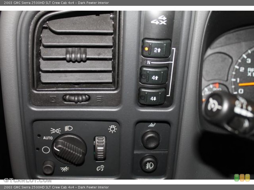 Dark Pewter Interior Controls for the 2003 GMC Sierra 2500HD SLT Crew Cab 4x4 #74015313