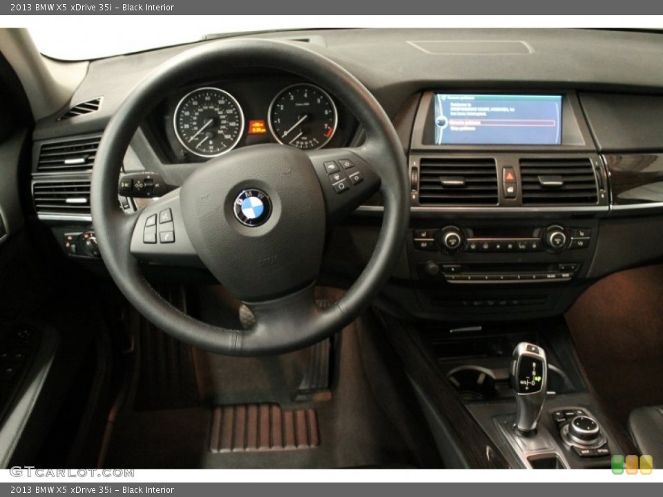 Black Interior Dashboard for the 2013 BMW X5 xDrive 35i #74024082