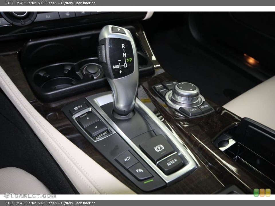Oyster/Black Interior Transmission for the 2013 BMW 5 Series 535i Sedan #74034928
