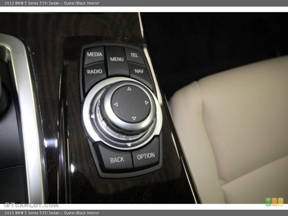 Oyster/Black Interior Controls for the 2013 BMW 5 Series 535i Sedan #74034939