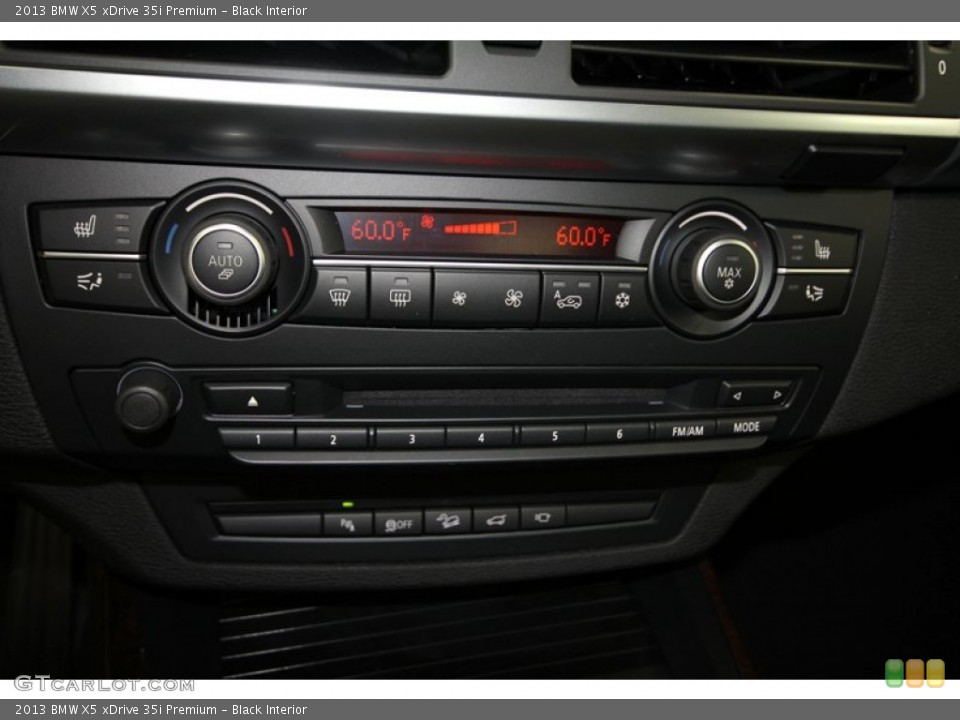 Black Interior Controls for the 2013 BMW X5 xDrive 35i Premium #74035272