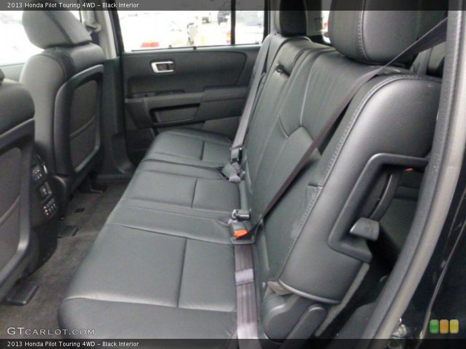 Black Interior Rear Seat for the 2013 Honda Pilot Touring 4WD #74036706