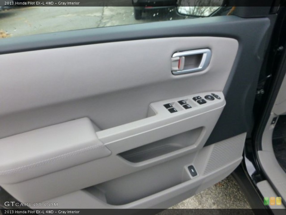 Gray Interior Door Panel for the 2013 Honda Pilot EX-L 4WD #74036910