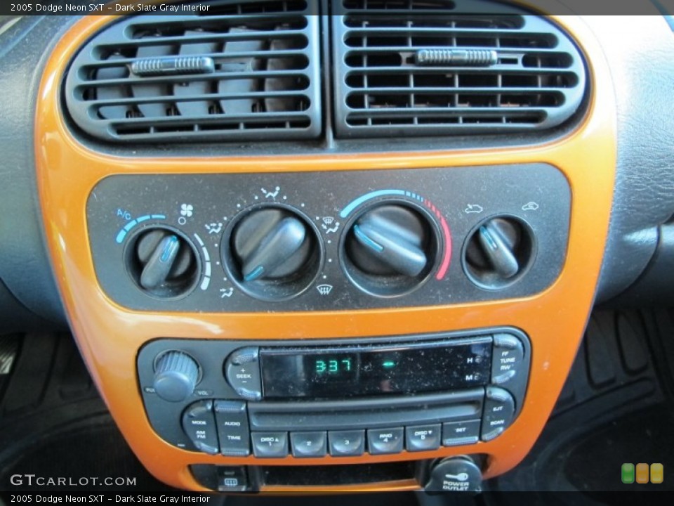 Dark Slate Gray Interior Controls for the 2005 Dodge Neon SXT #74045675