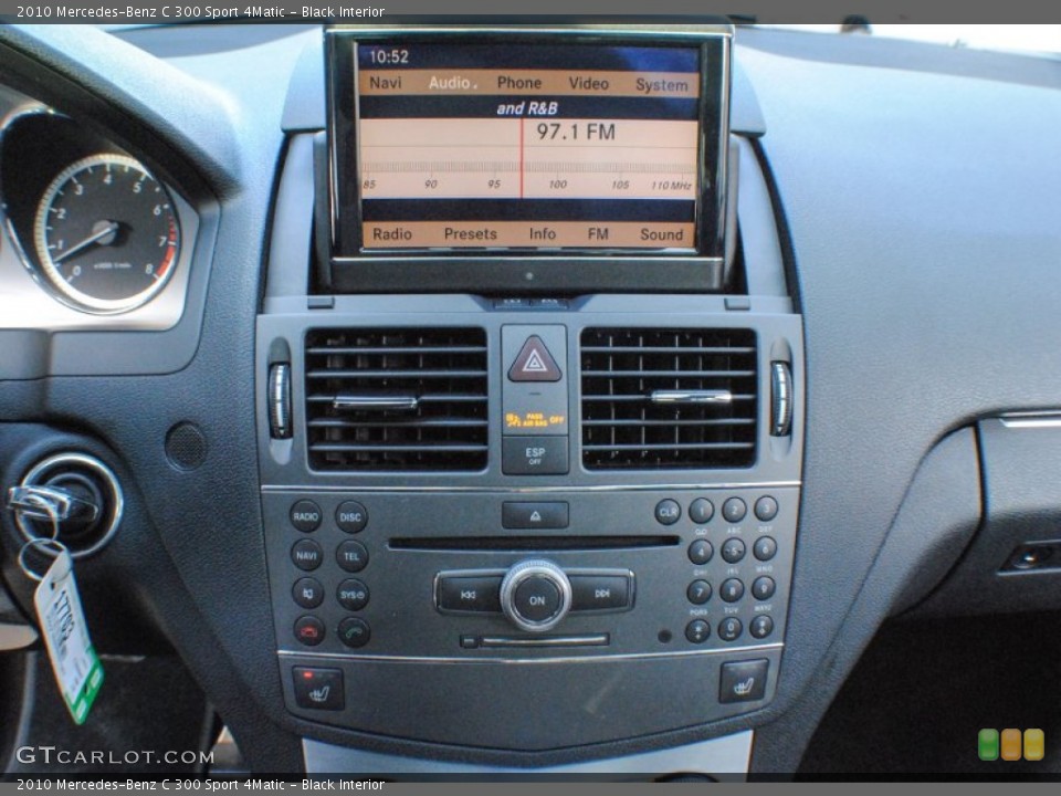 Black Interior Controls for the 2010 Mercedes-Benz C 300 Sport 4Matic #74049455