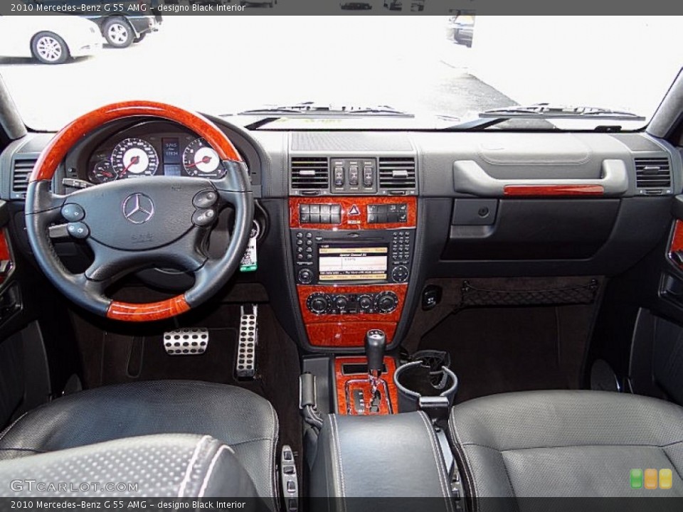 designo Black Interior Dashboard for the 2010 Mercedes-Benz G 55 AMG #74051003