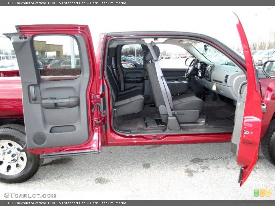 Dark Titanium Interior Photo for the 2013 Chevrolet Silverado 1500 LS Extended Cab #74054312