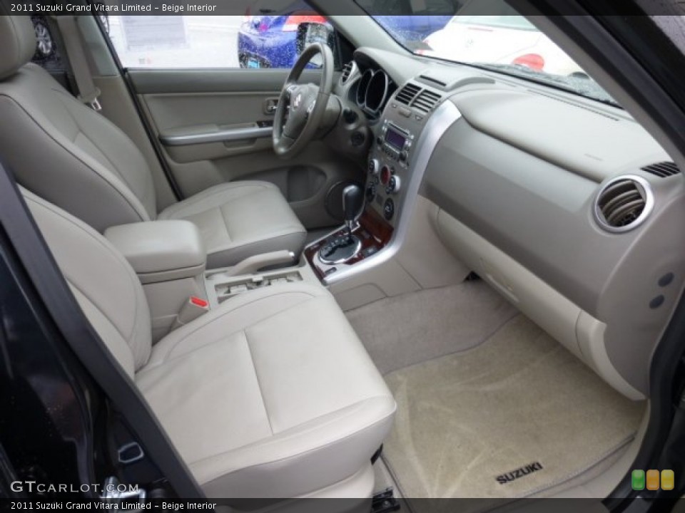 Beige Interior Photo for the 2011 Suzuki Grand Vitara Limited #74056037