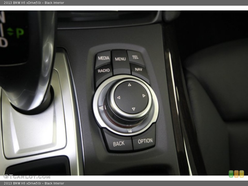 Black Interior Controls for the 2013 BMW X6 xDrive50i #74058110