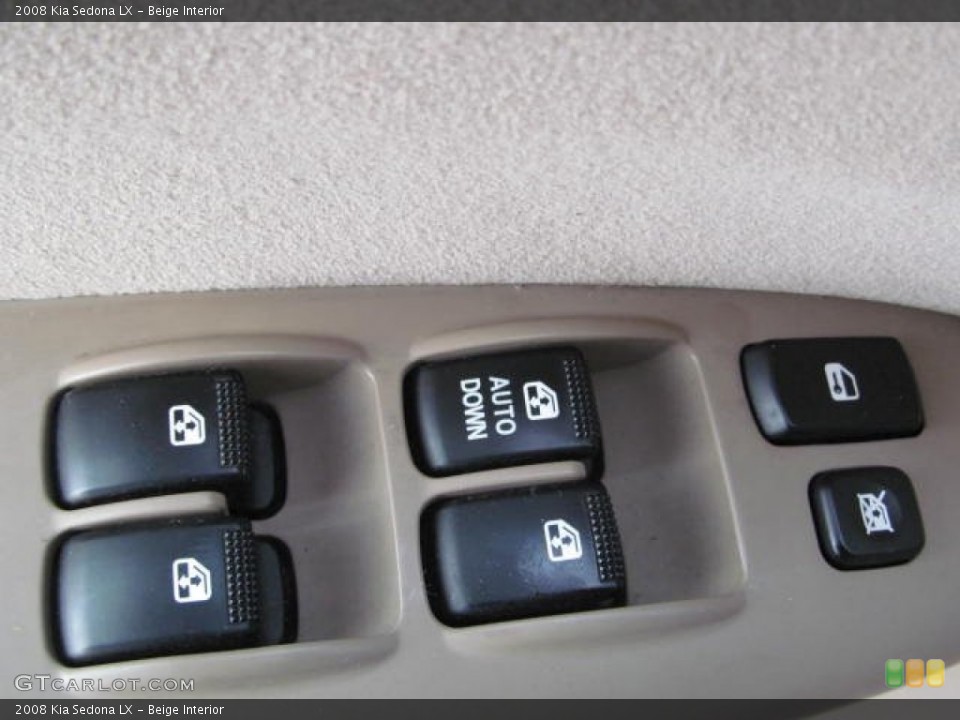 Beige Interior Controls for the 2008 Kia Sedona LX #74062358