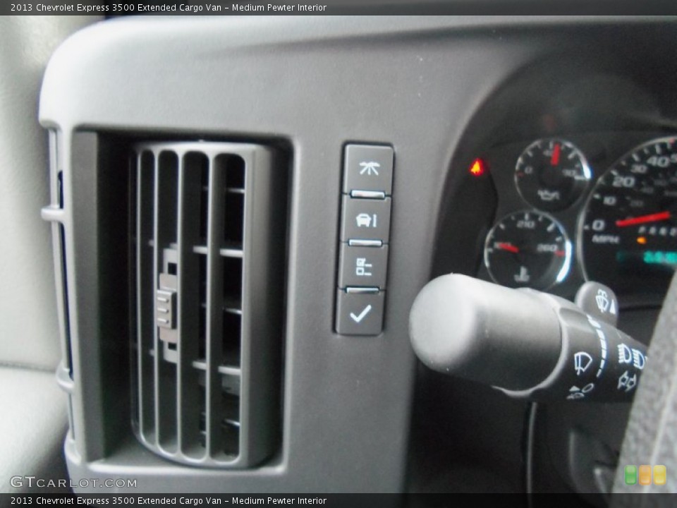 Medium Pewter Interior Controls for the 2013 Chevrolet Express 3500 Extended Cargo Van #74072612