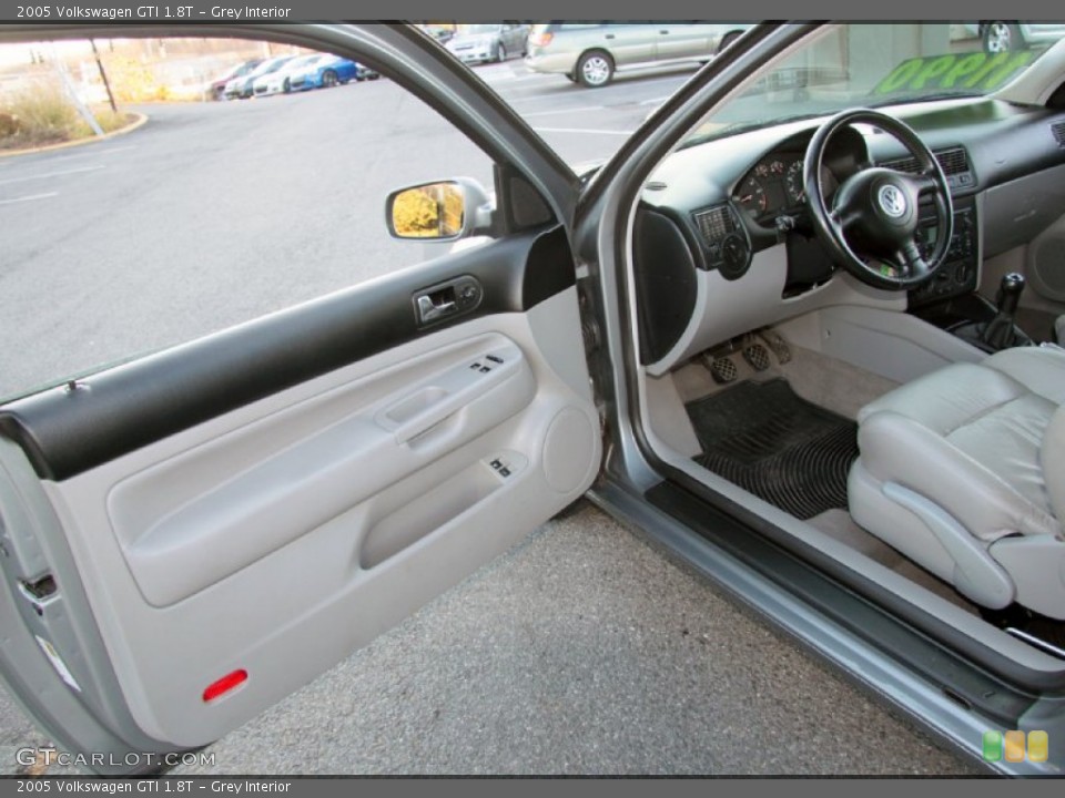 Grey 2005 Volkswagen GTI Interiors