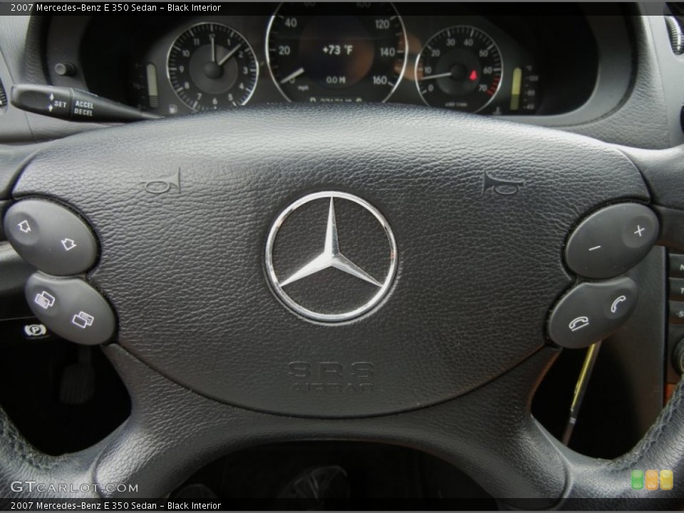 Black Interior Controls for the 2007 Mercedes-Benz E 350 Sedan #74088941