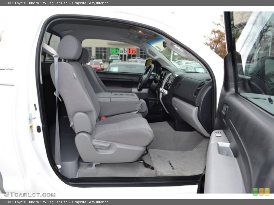 Graphite Gray Interior Photo for the 2007 Toyota Tundra SR5 Regular Cab #74093328