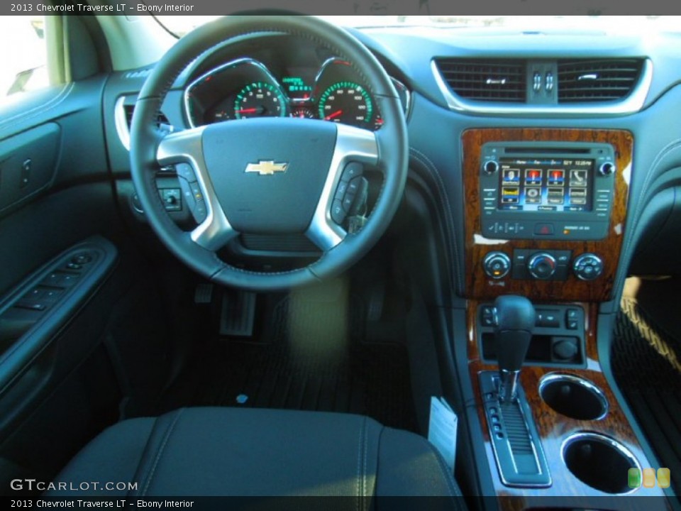 Ebony Interior Dashboard for the 2013 Chevrolet Traverse LT #74096524