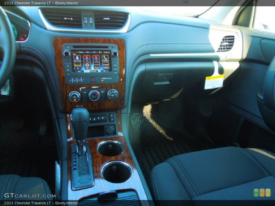 Ebony Interior Dashboard for the 2013 Chevrolet Traverse LT #74096548