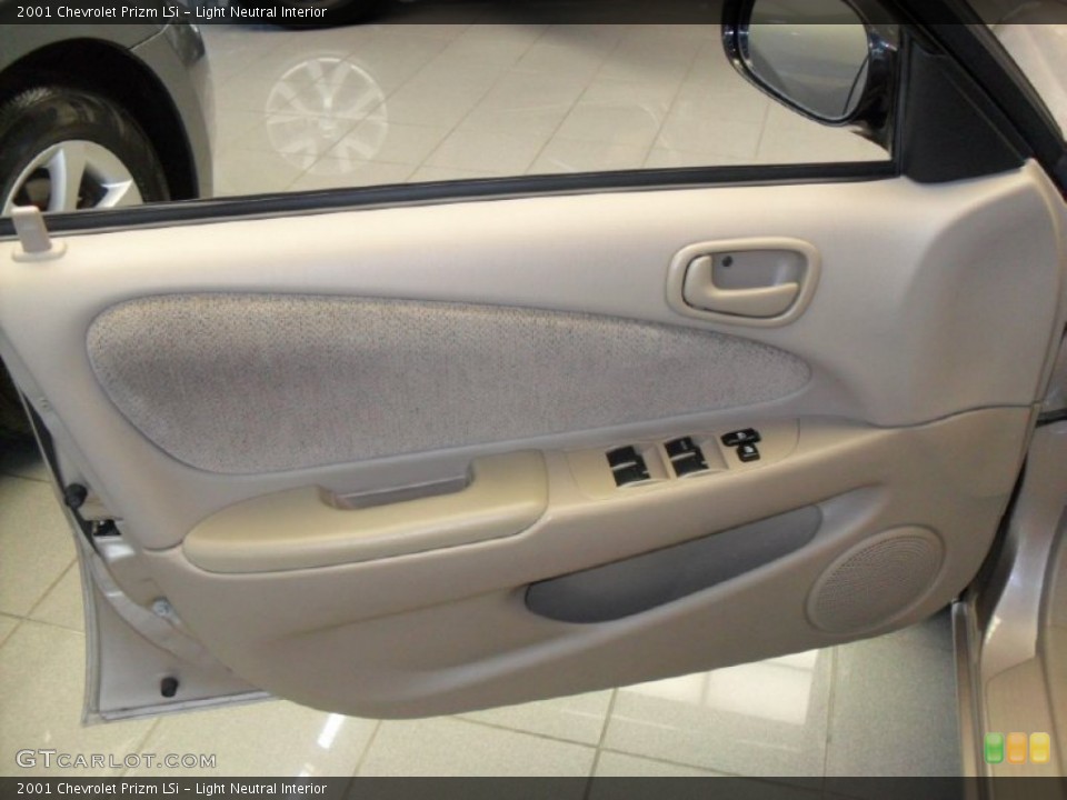 Light Neutral Interior Door Panel for the 2001 Chevrolet Prizm LSi #74115758