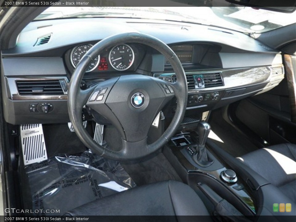 Black Interior Prime Interior for the 2007 BMW 5 Series 530i Sedan #74117023