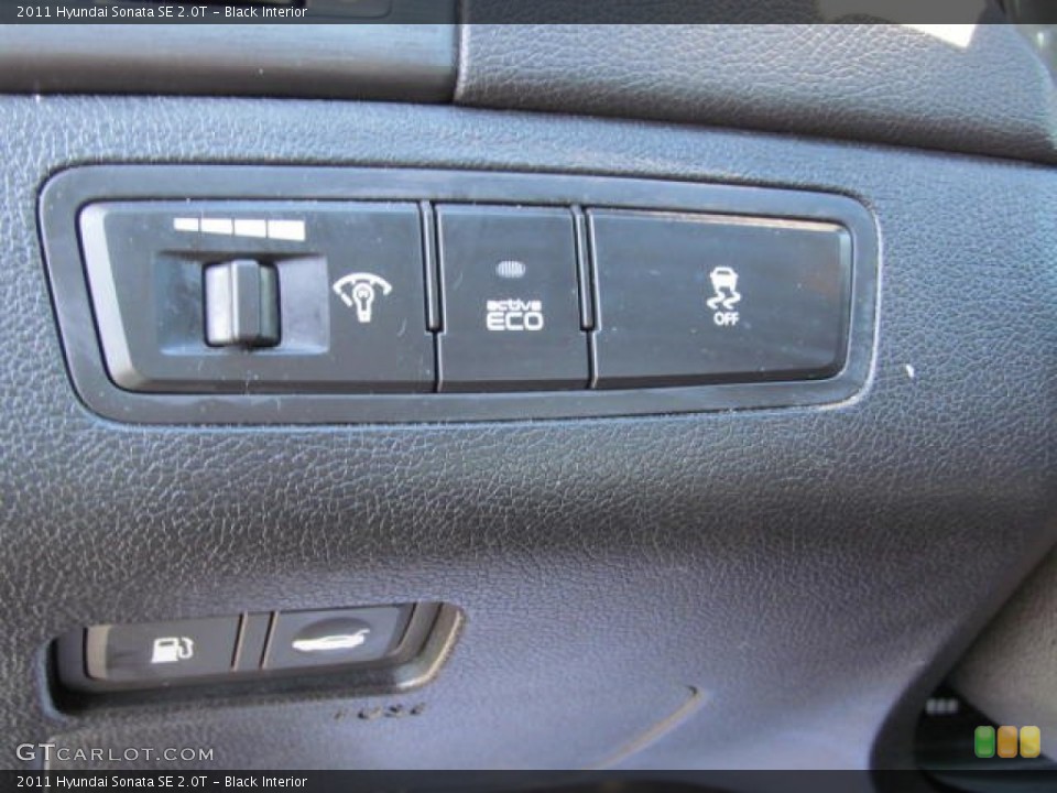 Black Interior Controls for the 2011 Hyundai Sonata SE 2.0T #74120869