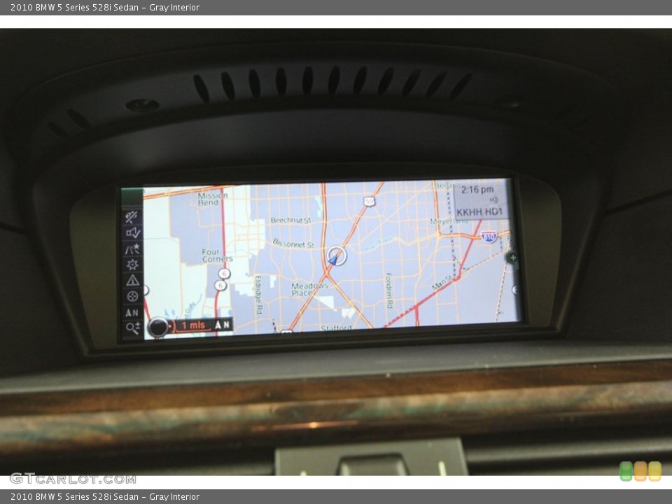 Gray Interior Navigation for the 2010 BMW 5 Series 528i Sedan #74125887