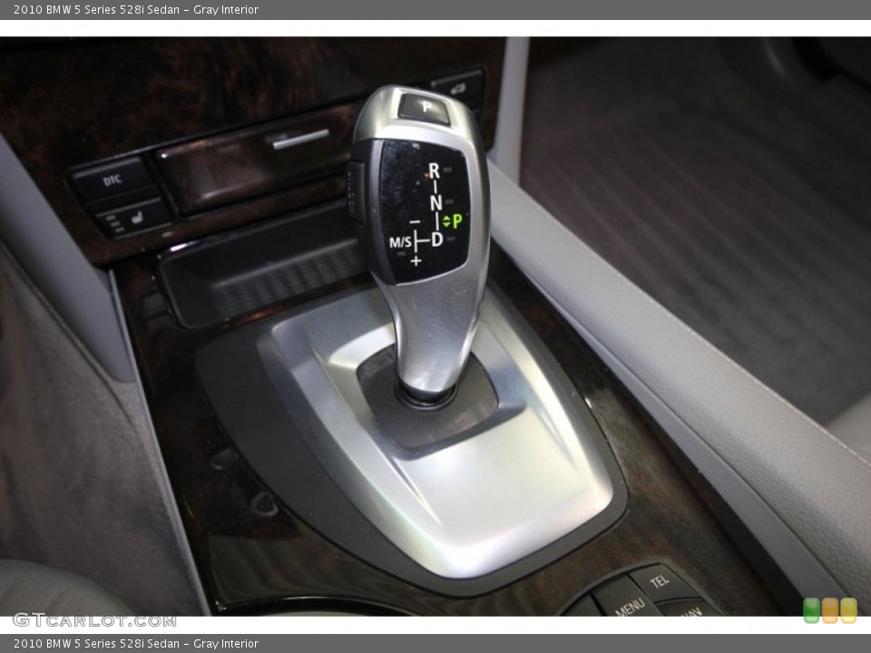 Gray Interior Transmission for the 2010 BMW 5 Series 528i Sedan #74125972