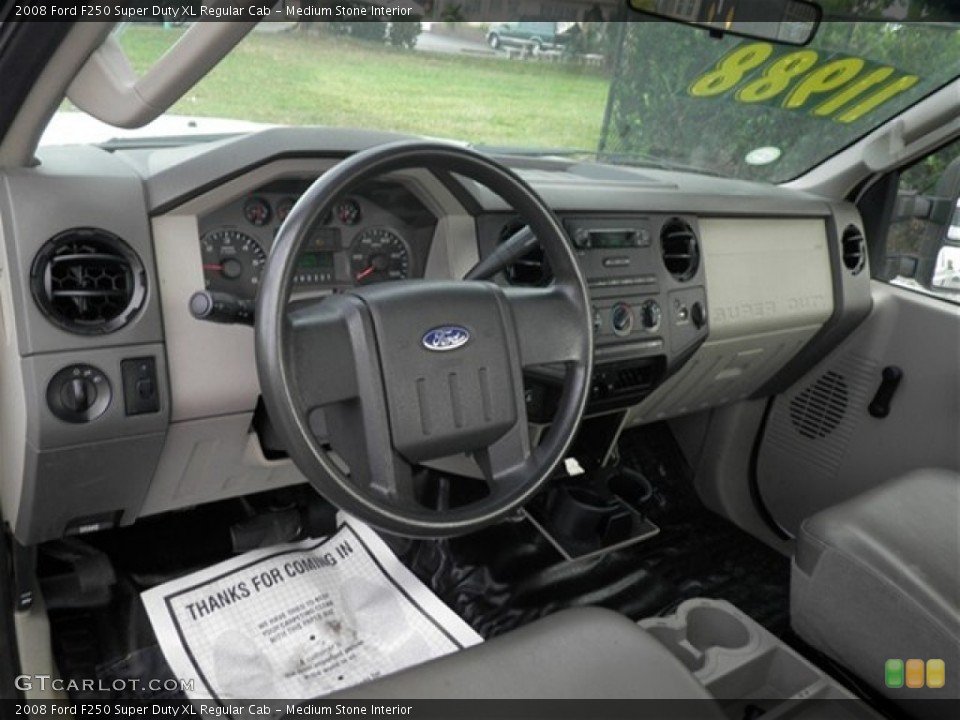 Medium Stone Interior Photo for the 2008 Ford F250 Super Duty XL Regular Cab #74126173
