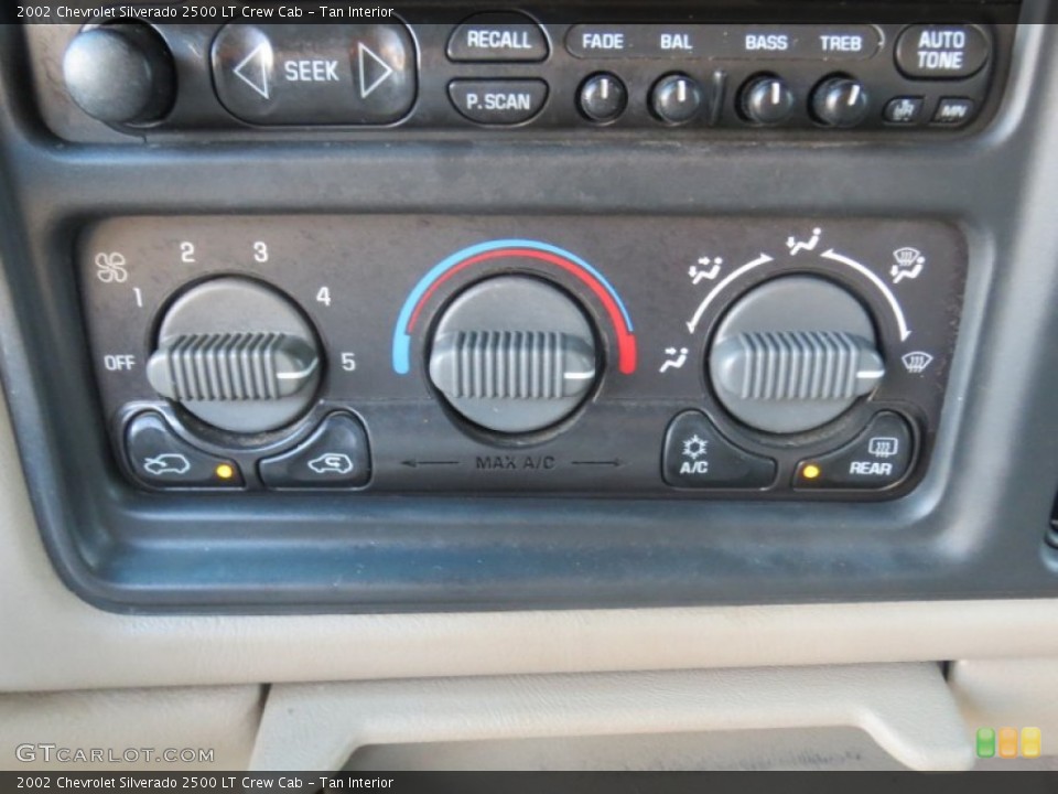 Tan Interior Controls for the 2002 Chevrolet Silverado 2500 LT Crew Cab #74127001