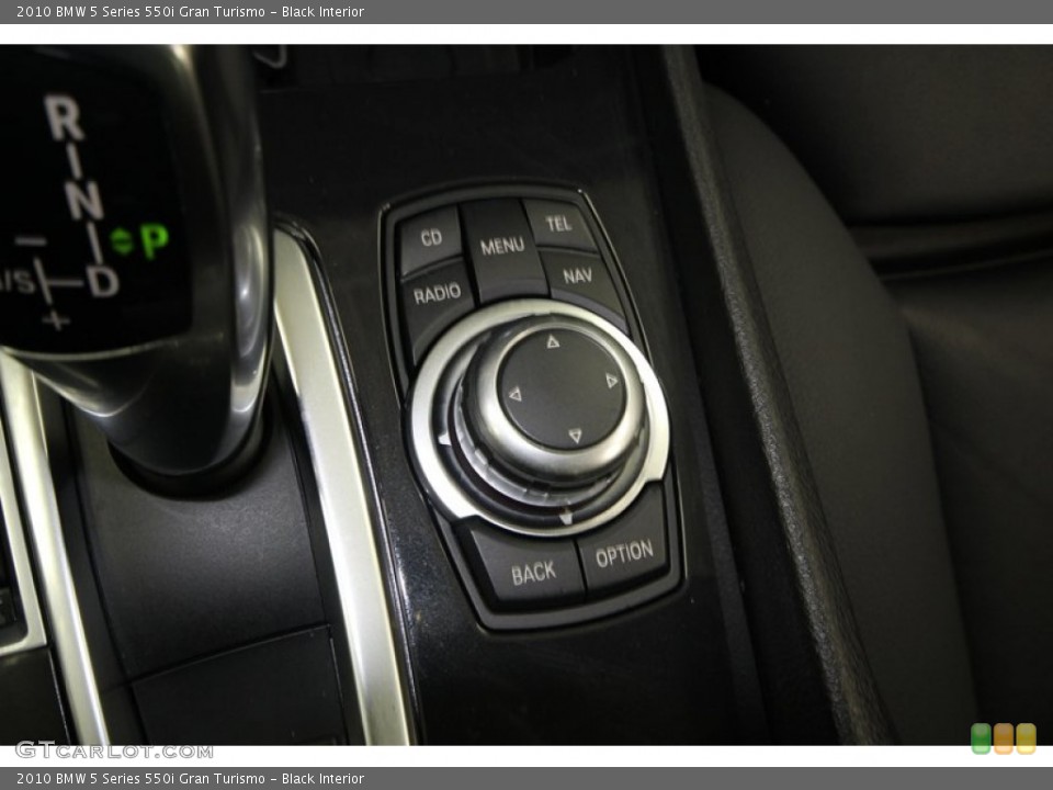 Black Interior Controls for the 2010 BMW 5 Series 550i Gran Turismo #74127164