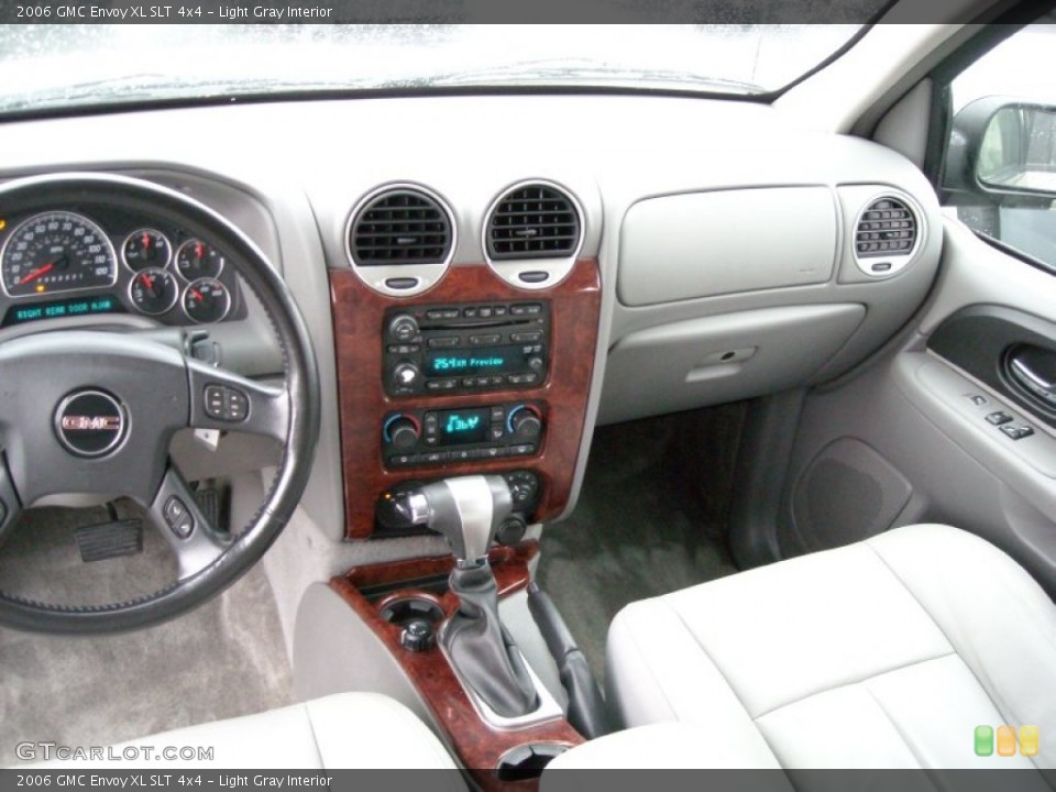 Light Gray Interior Dashboard for the 2006 GMC Envoy XL SLT 4x4 #74127766