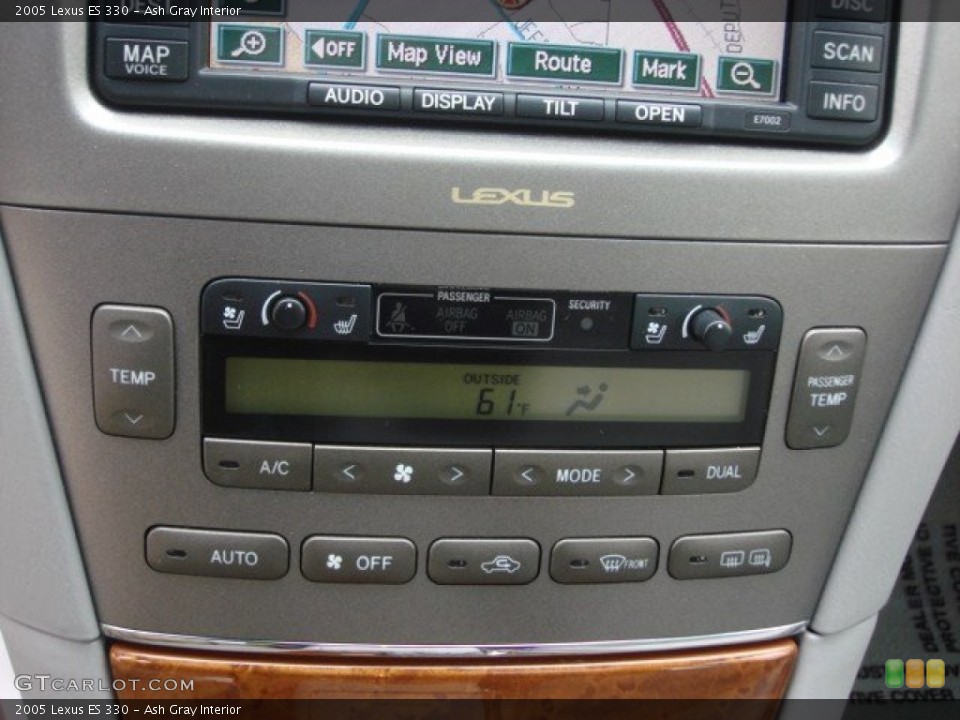 Ash Gray Interior Controls for the 2005 Lexus ES 330 #74134459