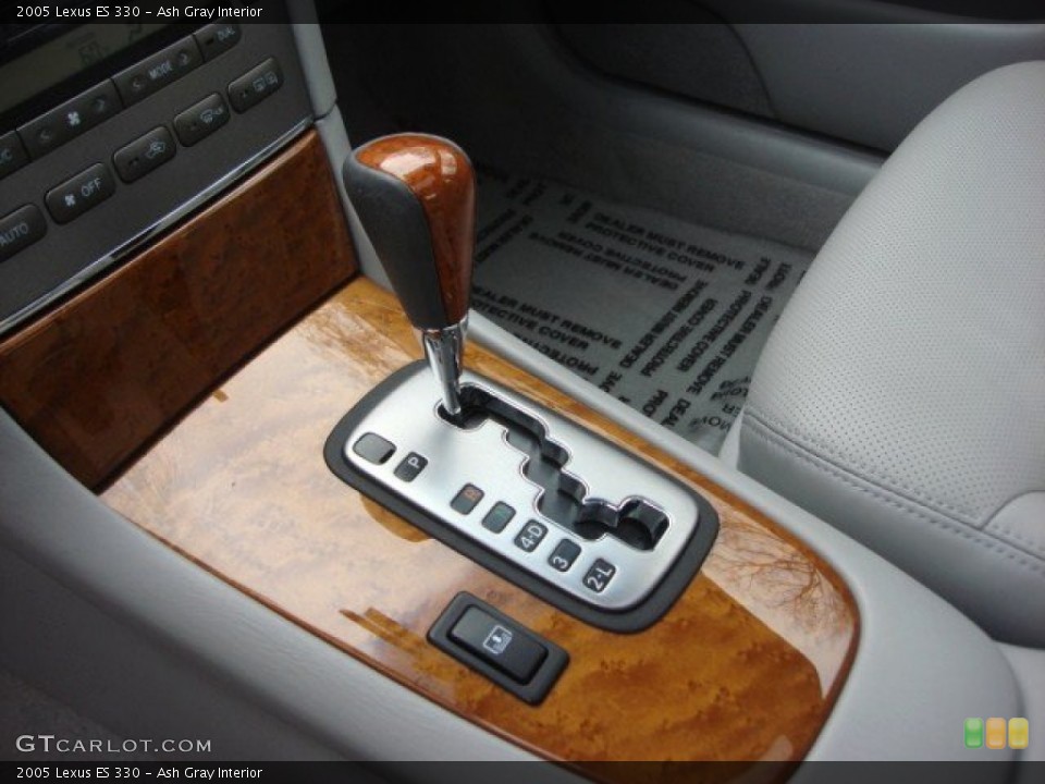 Ash Gray Interior Transmission for the 2005 Lexus ES 330 #74134490