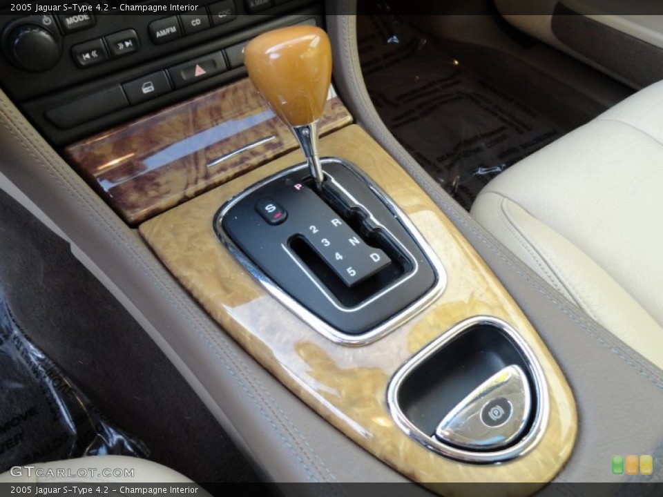 Champagne Interior Transmission for the 2005 Jaguar S-Type 4.2 #74142565