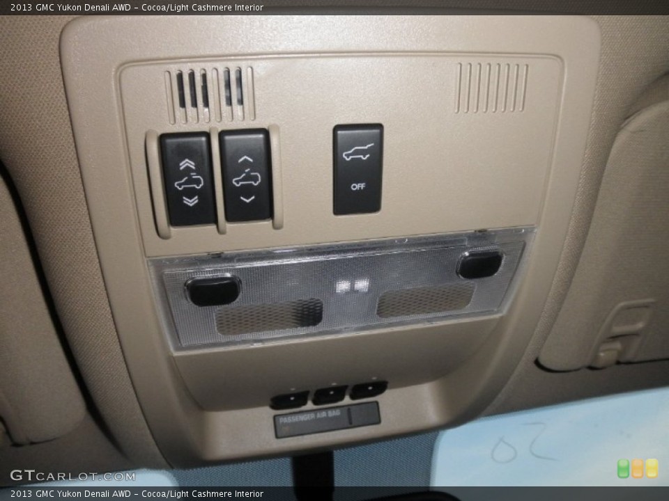Cocoa/Light Cashmere Interior Controls for the 2013 GMC Yukon Denali AWD #74147539