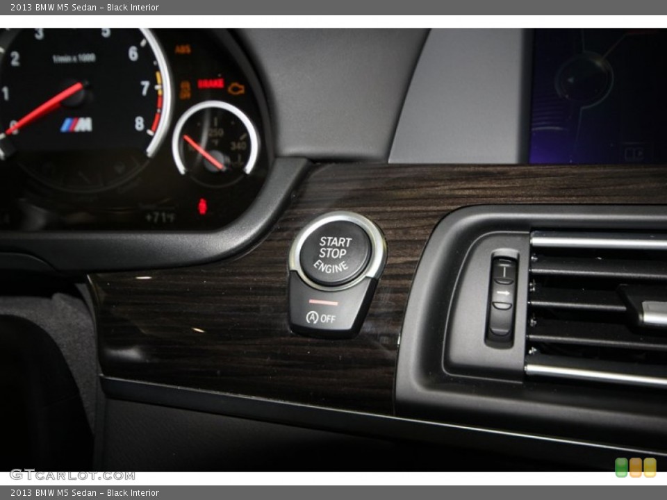 Black Interior Controls for the 2013 BMW M5 Sedan #74147782