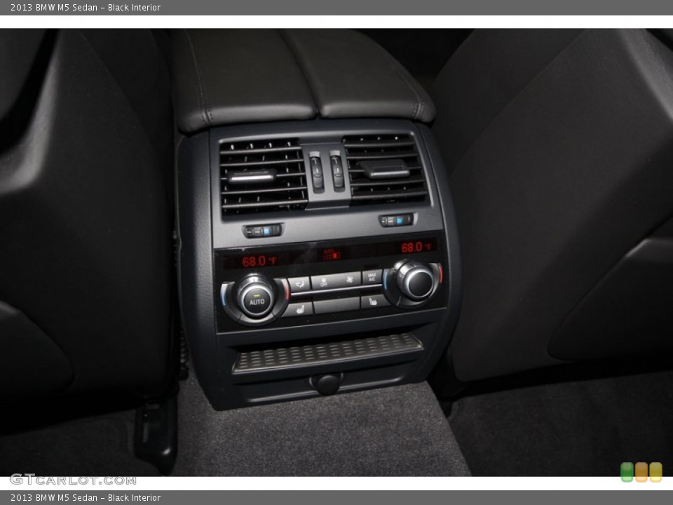 Black Interior Controls for the 2013 BMW M5 Sedan #74147896