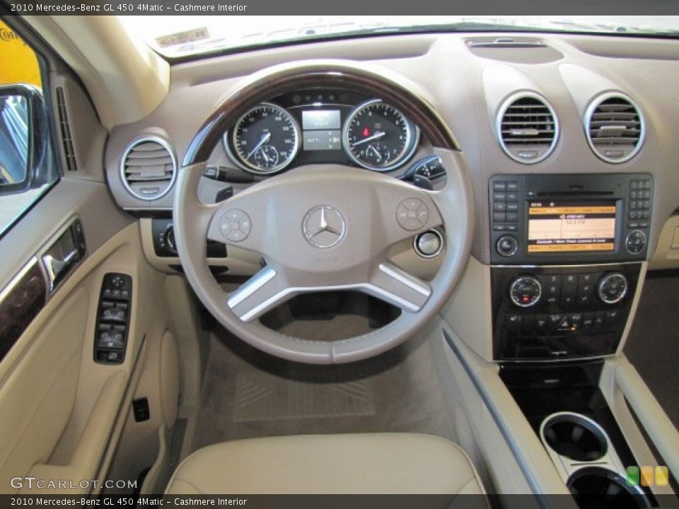 Cashmere Interior Dashboard for the 2010 Mercedes-Benz GL 450 4Matic #74152668
