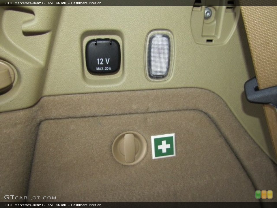 Cashmere Interior Controls for the 2010 Mercedes-Benz GL 450 4Matic #74152804