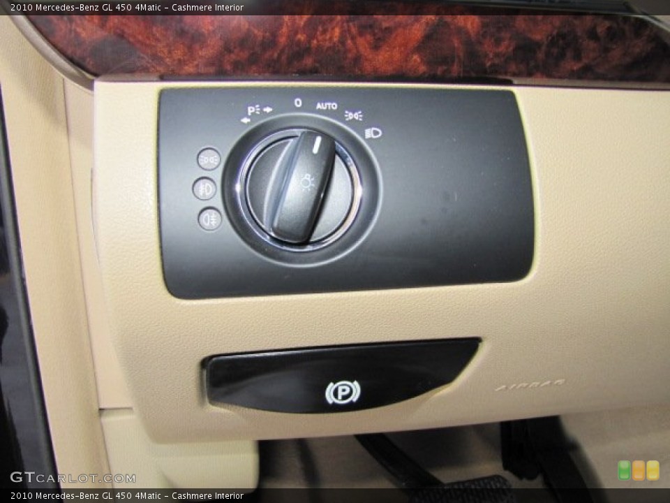Cashmere Interior Controls for the 2010 Mercedes-Benz GL 450 4Matic #74152858