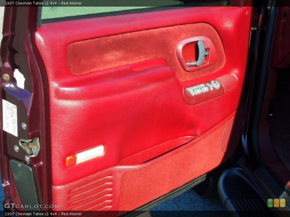 Red Interior Door Panel for the 1997 Chevrolet Tahoe LS 4x4 #74155642